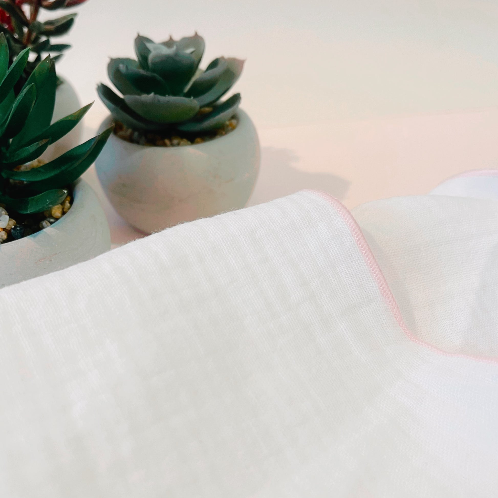 Muselina de color blanco 